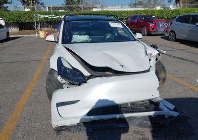 2021 Tesla Model 3 Standard Range Plus Rear-wheel Drive, uszkodzenie: Przód, Iaai lot 46070261, zdjęcie 6 z 17