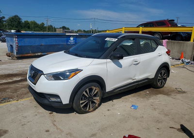 2019 Nissan Kicks Sr, daño Lateral, Copart lote 67084676