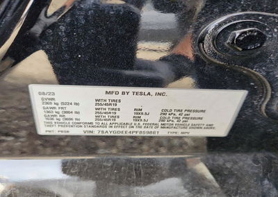 2023 Tesla Model Y, daño Trasero, Copart lote 71644066, foto 13 de 13