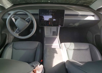 2026 Tesla Model 3, daño Frontal, Copart lote 65945966, foto 8 de 15