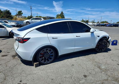 2023 Tesla Model Y, daño Frontal, Copart lote 64967806, foto 3 de 13