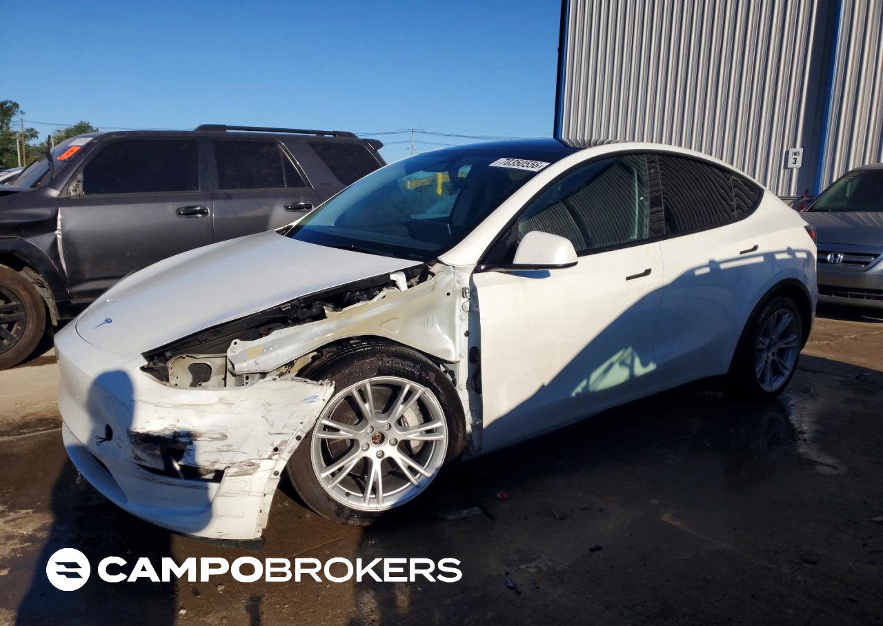 2021 Tesla Model Y, Front End damage, Copart lot 70350556