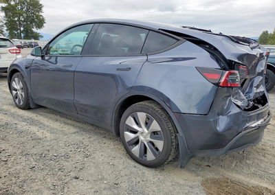 2023 Tesla Model Y, uszkodzenie: Tył, Copart lot 69991826, zdjęcie 2 z 13