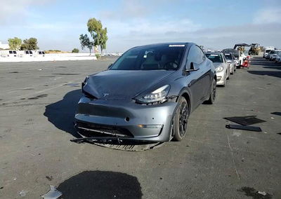2021 Tesla Model Y, daño Frontal, Copart lote 70138946, foto 13 de 14
