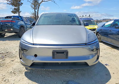 2026 Tesla Model Y, daño Bajos, Copart lote 65081746, foto 5 de 15