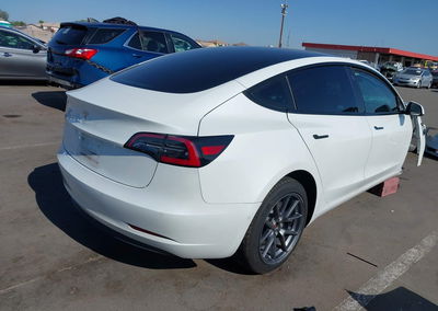 2021 Tesla Model 3 Standard Range Plus Rear-wheel Drive, uszkodzenie: Prawy przód, Iaai lot 45712712, zdjęcie 4 z 19