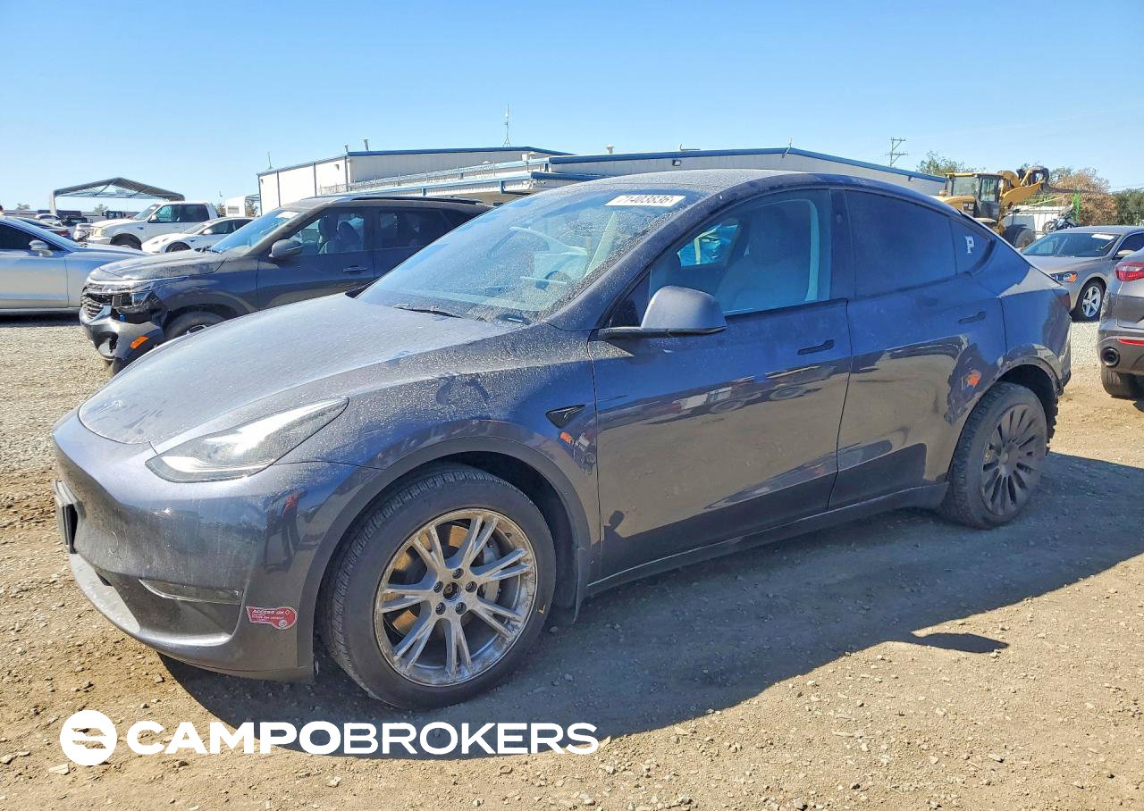 2023 Tesla Model Y, daño Trasero, Copart lote 71403836
