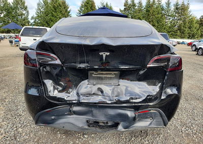 2023 Tesla Model Y, daño Trasero, Copart lote 71644066, foto 6 de 13