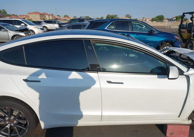 2021 Tesla Model 3 Standard Range Plus Rear-wheel Drive, uszkodzenie: Prawy przód, Iaai lot 45712712, zdjęcie 14 z 19
