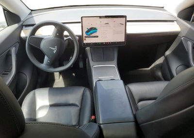 2022 Tesla Model Y, daño Generalizado, Copart lote 62936935, foto 8 de 14