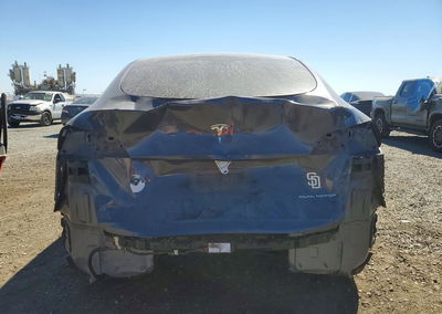 2023 Tesla Model Y, daño Trasero, Copart lote 71403836, foto 6 de 12