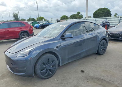2023 Tesla Model Y, Side damage, Copart lot 68386946