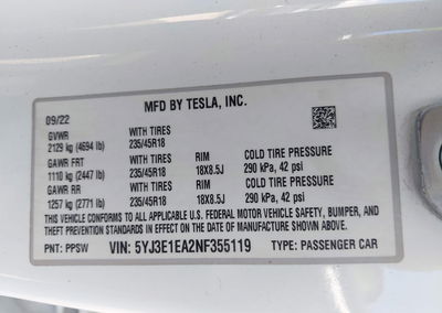 2022 Tesla Model 3 Rear-wheel Drive, uszkodzenie: Prawy bok, Iaai lot 45578828, zdjęcie 9 z 17