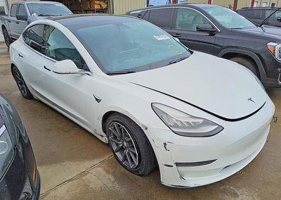 2019 Tesla Model 3, uszkodzenie: Przód, Copart lot 69893536, zdjęcie 4 z 12