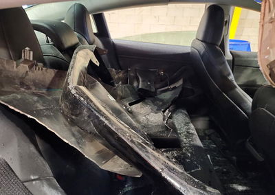 2023 Tesla Model 3, daño Generalizado, Copart lote 67188826, foto 10 de 13