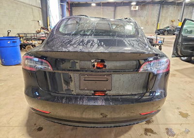2023 Tesla Model 3, daño Generalizado, Copart lote 67188826, foto 6 de 13
