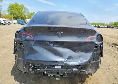 2025 Tesla Model Y, пошкодження: Задня частина, Copart лот 50512326, фото 6 з 13