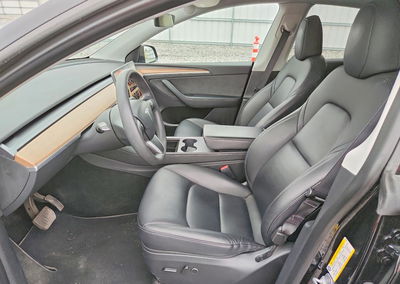 2023 Tesla Model Y, uszkodzenie: Bok, Copart lot 70164736, zdjęcie 7 z 12