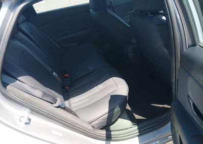 2026 Hyundai Elantra Sel Sport, Rear damage, Iaai lot 45915290, photo 8 of 17