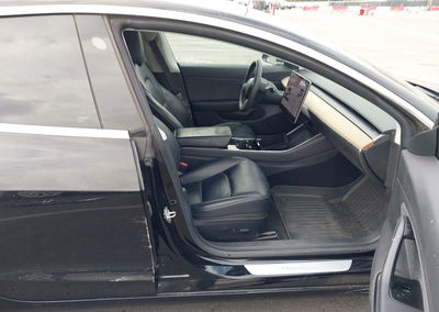 2019 Tesla Model 3 Long Range/mid Range/standard Range/standard Range Plus, пошкодження: Правий бік, Iaai лот 46040633,