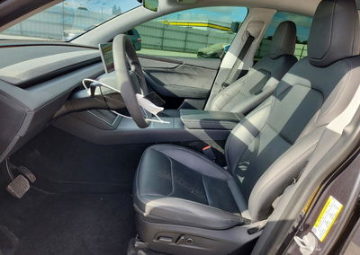 2026 Tesla Model Y, daño Bajos, Copart lote 65390116, foto 7 de 14
