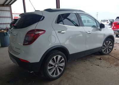 2019 Buick Encore Fwd Preferred, daño Frontal, Iaai lote 45876372, foto 4 de 17