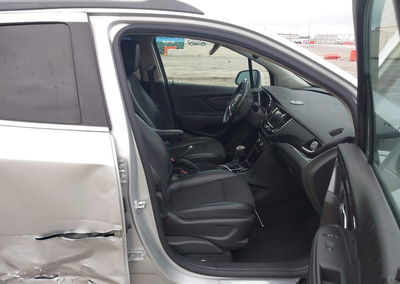 2021 Buick Encore Awd Preferred, daño Lateral derecho, Iaai lote 45988652, foto 5 de 17