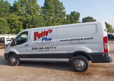 2022 Ford Transit-350, Front End damage, Iaai lot 45784693, photo 14 of 16
