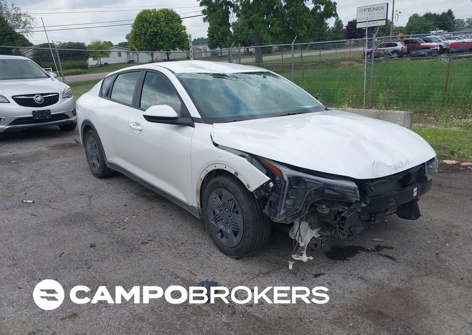 2025 Kia K4 Lx, daño Techo, Iaai lote 45827105