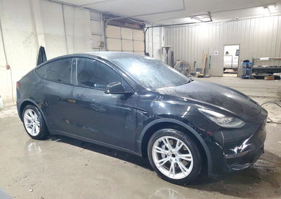 2021 Tesla Model Y, uszkodzenie: Bok, Copart lot 71385836, zdjęcie 4 z 15
