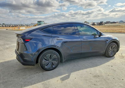 2026 Tesla Model Y, daño Bajos, Copart lote 65390116, foto 3 de 14