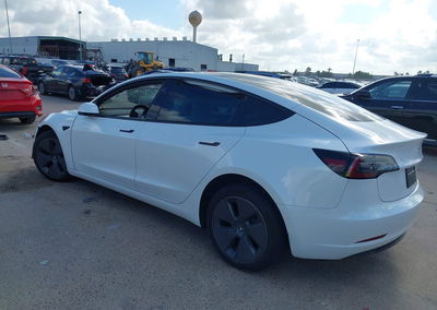 2022 Tesla Model 3 Rear-wheel Drive, uszkodzenie: Prawy bok, Iaai lot 45578828, zdjęcie 3 z 17