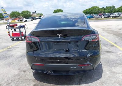 2023 Tesla Model Y Awd/long Range Dual Motor All-wheel Drive, daño Trasero izquierdo, Iaai lote 45031456, foto 16 de 19
