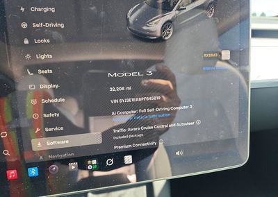 2023 Tesla Model 3, daño Lateral, Copart lote 70384086, foto 9 de 12