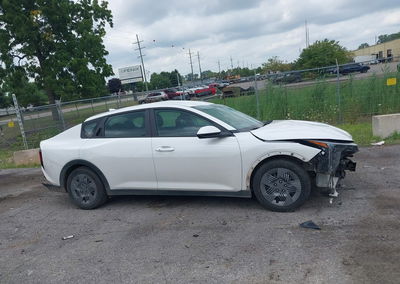 2025 Kia K4 Lx, daño Techo, Iaai lote 45827105, foto 13 de 16