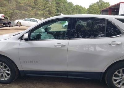 2019 Chevrolet Equinox Lt, Front End damage, Iaai lot 46316038, photo 14 of 16