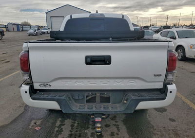 2021 Toyota Tacoma, uszkodzenie: Burn - Interior, Copart lot 72148395, zdjęcie 6 z 13