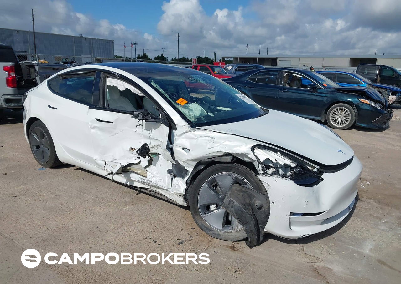 2022 Tesla Model 3 Rear-wheel Drive, uszkodzenie: Prawy bok, Iaai lot 45578828