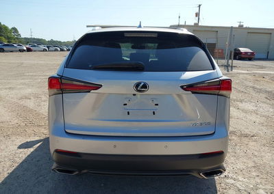 2019 Lexus Nx 300, пошкодження: Передня частина, Iaai лот 45924156, фото 17 з 18
