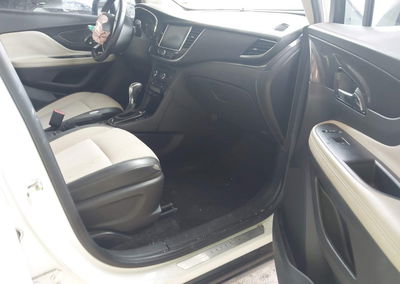 2019 Buick Encore Fwd Preferred, daño Frontal, Iaai lote 45876372, foto 5 de 17