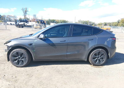 2023 Tesla Model Y Awd/long Range Dual Motor All-wheel Drive, Front End damage, Iaai lot 46288750, photo 15 of 19