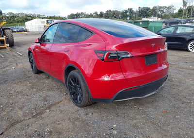 2023 Tesla Model Y Awd/long Range Dual Motor All-wheel Drive, daño Inundación, Iaai lote 46182332, foto 3 de 11