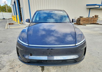 2026 Tesla Model Y, daño Bajos, Copart lote 65390116, foto 5 de 14