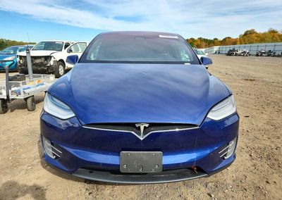 2020 Tesla Model X, daño Mecánico, Copart lote 73606606, foto 5 de 13