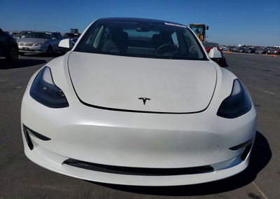 2023 Tesla Model 3, daño Lateral, Copart lote 72148156, foto 5 de 14