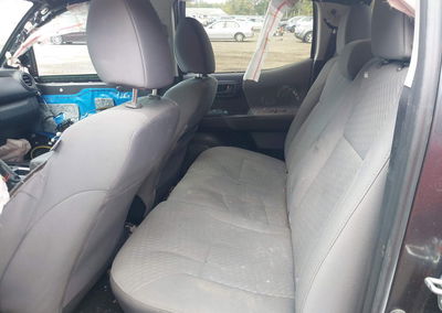 2021 Toyota Tacoma Sr V6, daño Generalizado, Iaai lote 46360014, foto 8 de 15