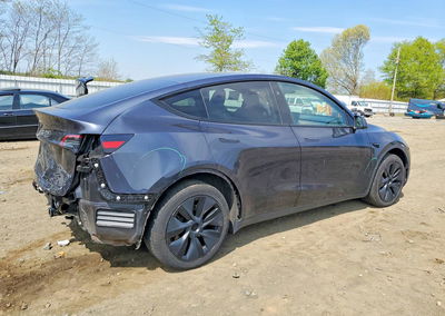 2025 Tesla Model Y, пошкодження: Задня частина, Copart лот 50512326, фото 3 з 13