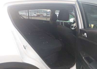 2021 Kia Sportage Lx, uszkodzenie: Tył, Iaai lot 46034947, zdjęcie 8 z 17