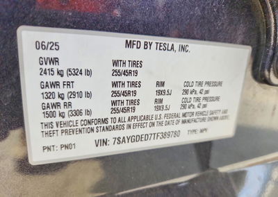 2026 Tesla Model Y, daño Bajos, Copart lote 65390116, foto 12 de 14