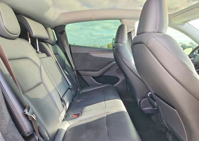 2026 Tesla Model Y, daño Bajos, Copart lote 65390116, foto 10 de 14